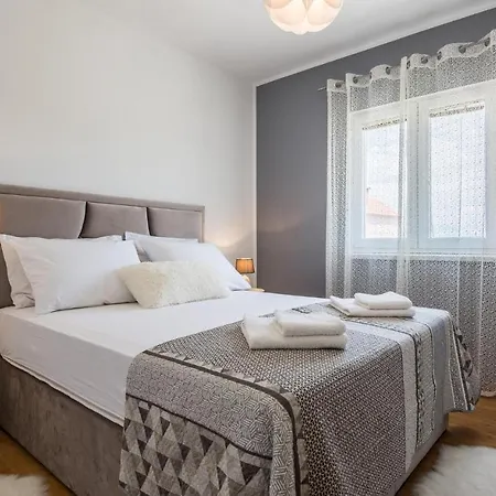 Three-bedroom In Murvica Gornja Dom wakacyjny *